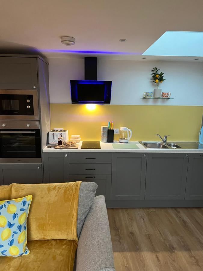 Citrus Chalet Redruth Esterno foto